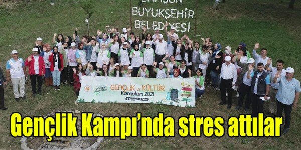 Gençlik Kampı’nda stres attılar