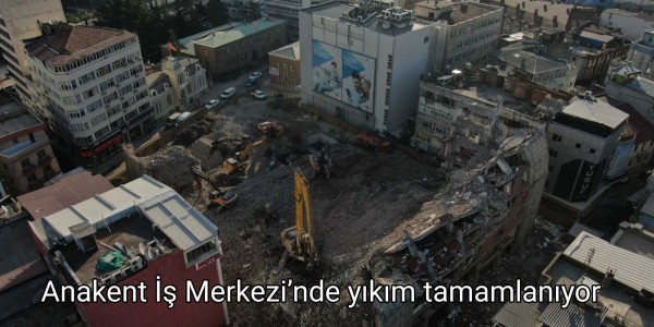 Anakent İş Merkezi’nde yıkım tamamlanıyor