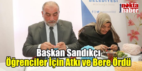 Başkan Sandıkçı Öğrenciler İçin Atkı ve Bere Ördü